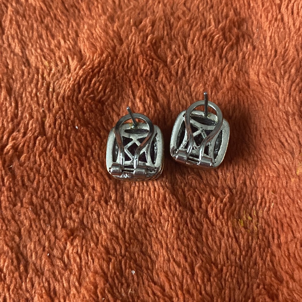 Earrings - Picture 2 of 2
